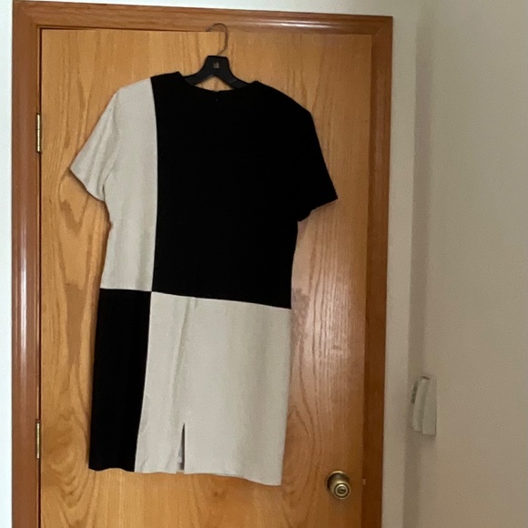 John Roberts Women’s Dress with short sleeve in two colors black/creme Size 12 - Picture 4 of 8